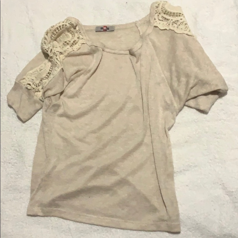 Women’s Tee